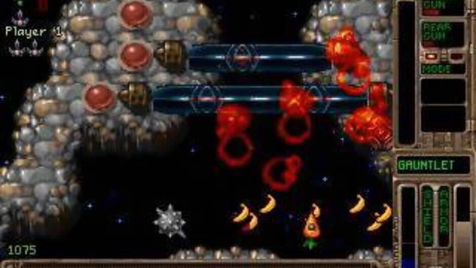 Screenshot from Tyrian 2000